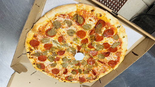 Gia's Pizza Restaurant - Thumbnail