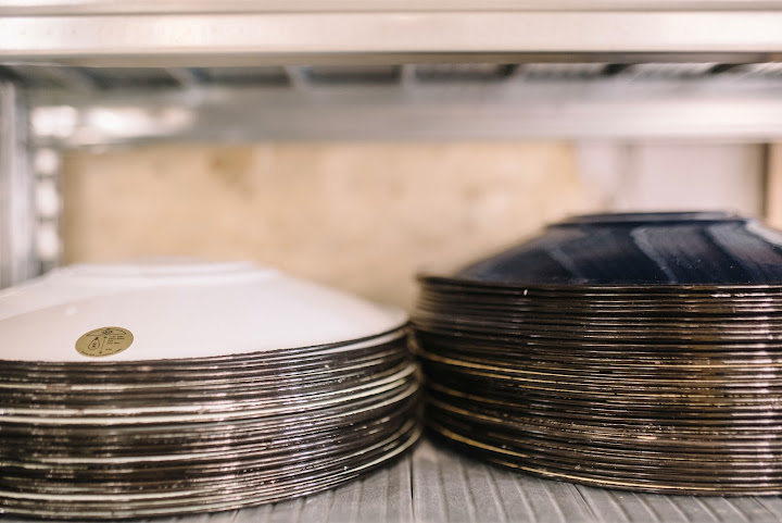 DYKE & DEAN HASTINGS by null