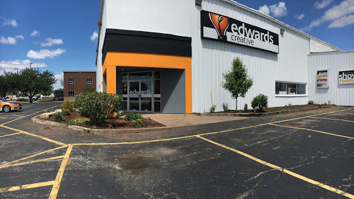 Edwards Creative Services - Visual