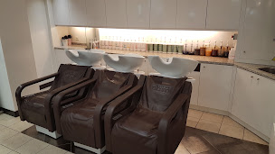 Photo n°34 de Camille Albane - Coiffeur Lyon 6 à Lyon (Salon de coiffure)