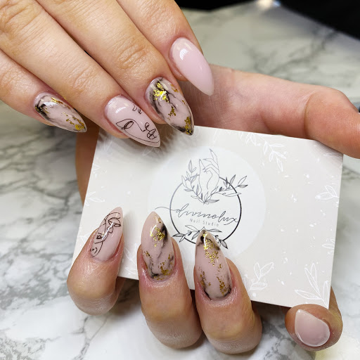 Divinelux Nail Studio