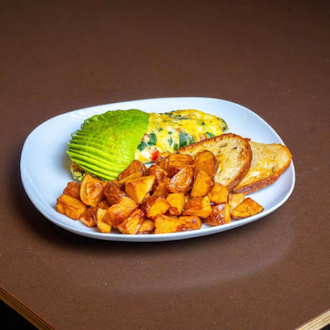 Byrek & Baguette by null