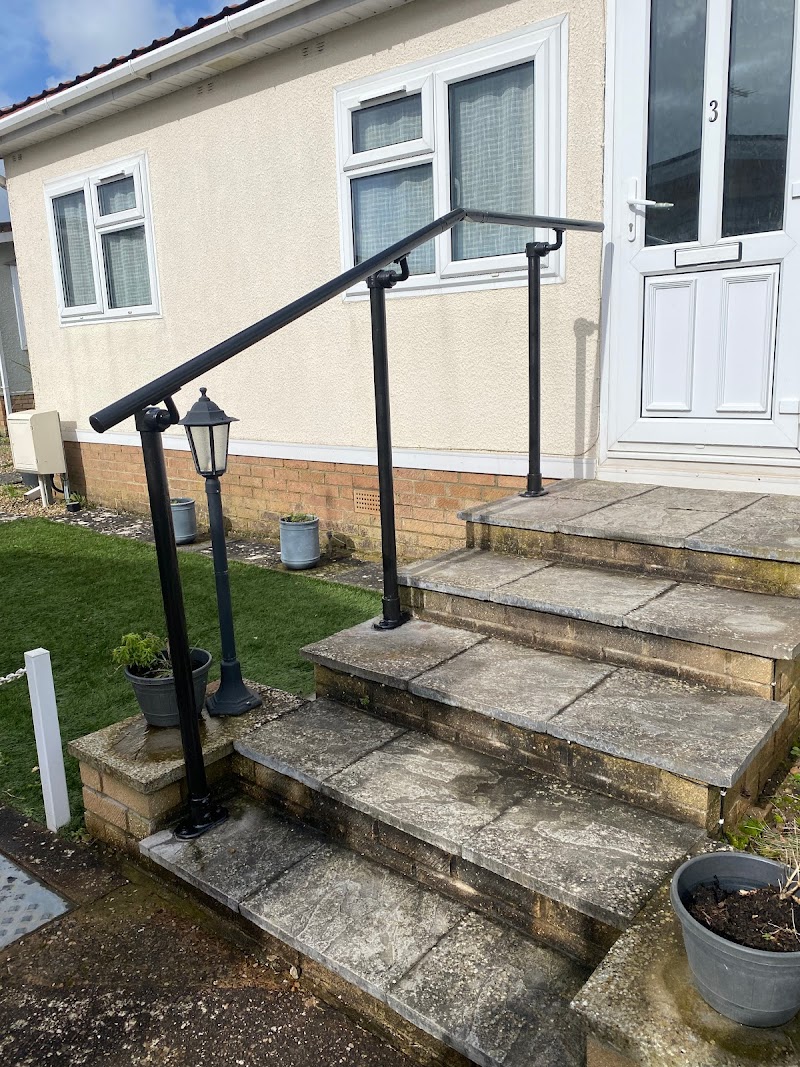 The Helpful Handyman Taunton, Moore & Vale Home & Garden Clearances photo 2