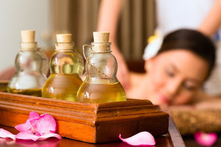 Shiva Wellness Center Coral Gables & Miami Acupuncture & Ayurveda Medicine 5975 FL-986 #104, South Miami, FL 33143