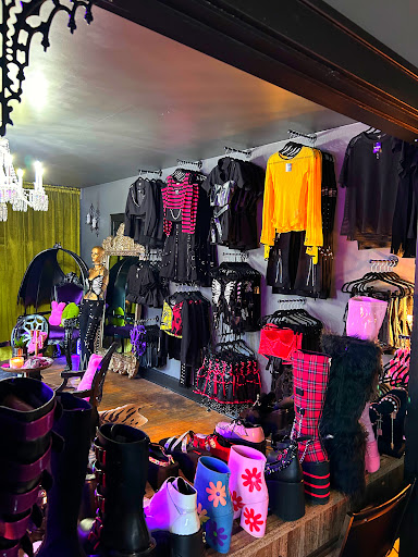 Gothippie Fashion Boutique - Thumbnail