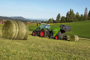 Photo n°10 de VERHAEGHE à Villers-Bretonneux (Atelier de réparation de tracteurs)