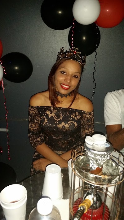 Photos of Moya Lounge