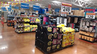 Photos of Walmart Para&iacute;so