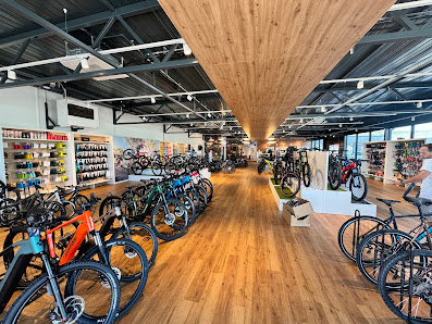 Fitstore24 Krems GmbH Wr. Str. 129, 3500 Krems an der Donau, Österreich