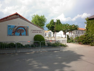 Photo n°1 de Ecole Primaire Publique à Saint-Martin-des-Noyers (École primaire)