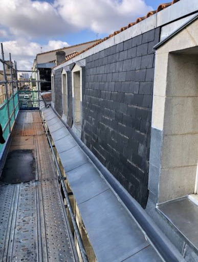 Photo de EURL Taris entreprise de couverture et de charpente Gironde