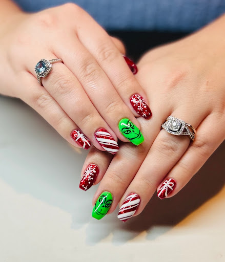 Bombshell Hair Nail Lounge Louisville - Thumbnail