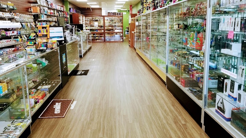 Medway smoke shop photo 2