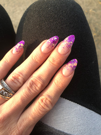 Tracy's Nails - Visual