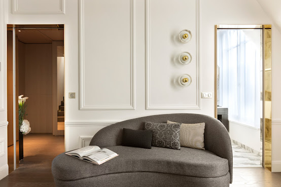 La Clef Champs-Élysées Paris by The Crest Collection by null