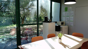 Photo n°2 de APEF Saint Cyr - Tours Nord - Aide à domicile, Ménage, Jardinage et Garde d'enfants à Saint-Cyr-sur-Loire (Service de ménage)