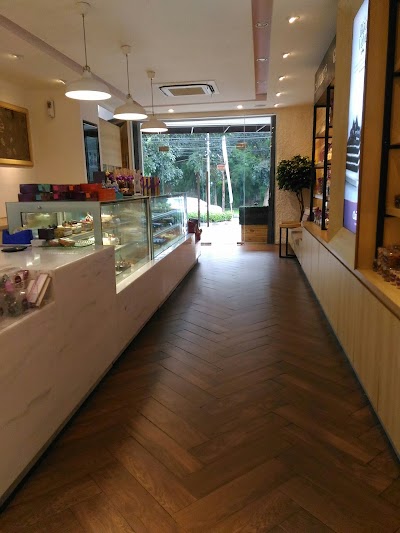 Photos of Clairmont