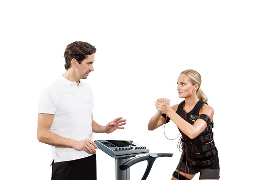 EMS gym fitbox Berlin JFK Square - Thumbnail