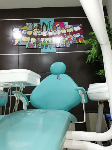 UNIDAD DENTAL DEL CENTRO - Thumbnail