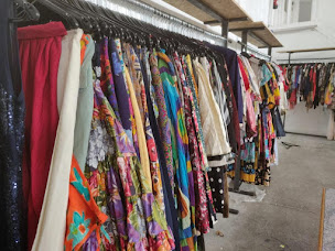 Photo n°14 de Les Friperies du Sud à Gignac-la-Nerthe (Friperie)