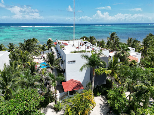 Casa Altamar Hotel & Restaurant