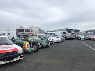Photo n°11 de Autofolies vente de véhicules de collection et d'époque à proximité de Clermont-Ferrand à Chappes (Garage automobile)