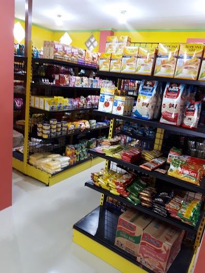Photos of Ta-Nia MART