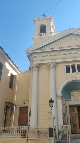 Αξιολογήσεις για το Ιερός Καθολικός Ναός Αγίου Παύλου στην Πειραιάς - Εκκλησία