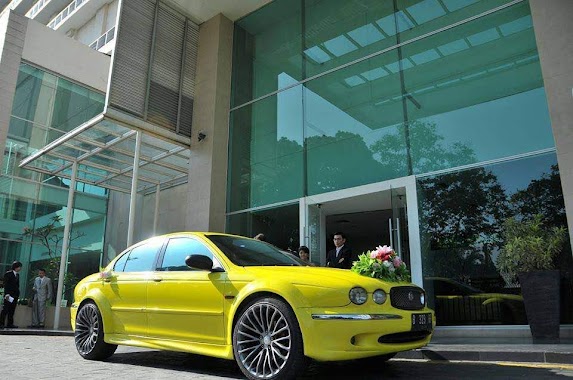 Sentra Wedding Car, Author: slamet Wedding