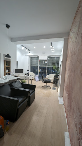 OnceOnce Hair Salon Gallery - Spain