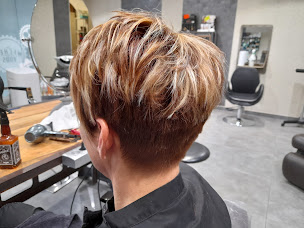 Photo n°12 de De Mèche avec Vous à Val-d'Arc (Barbier)