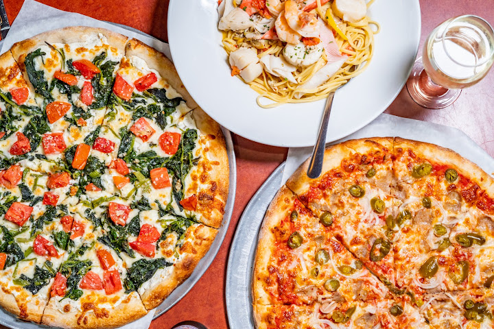 Lido's Restaurant & Pizzeria by null