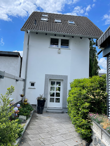 Hausverwaltung + Immobilien RV GmbH
