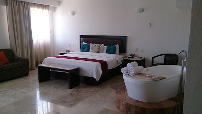 Photos of Real De Minas Express
