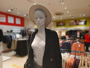 Photo n°23 de Centre Commercial Grenoble Meylan à Meylan (Opérateur téléphonique)