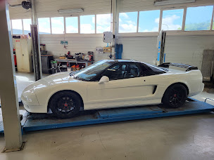 Photo n°2 de HONDA - MITSUBISHI MOTORS - SPÉCIALISTE VÉHICULE JAPONAIS - BOURGES à Saint-Doulchard (Garage automobile)
