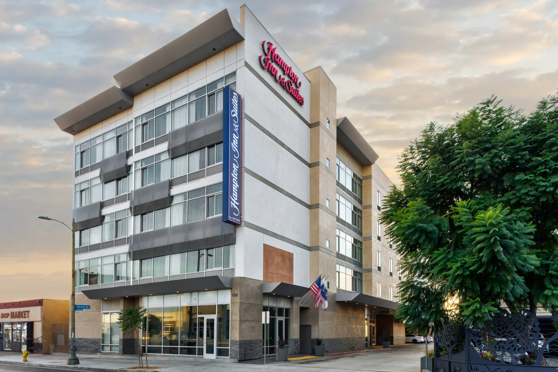 Hampton Inn & Suites Los Angeles/Hollywood