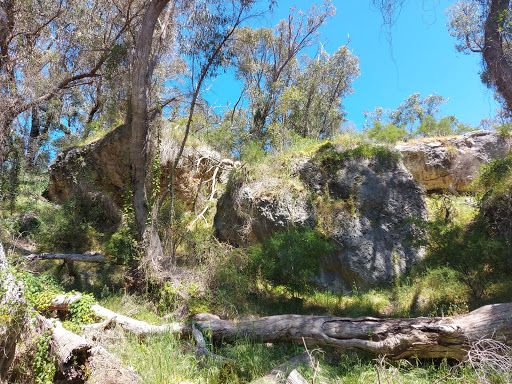 Boomerang Gorge - Dwerta Mia Walk Trail - Thumbnail