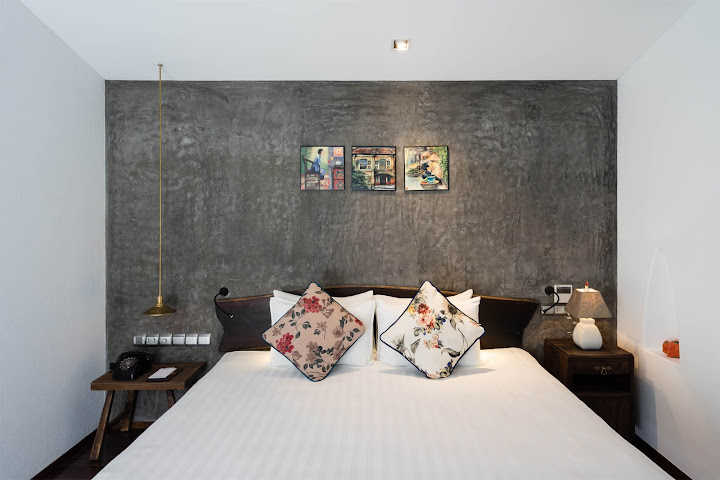 The Myst Dong Khoi by null