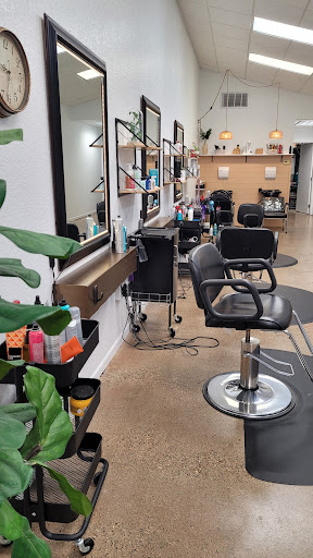 Expressions Salon