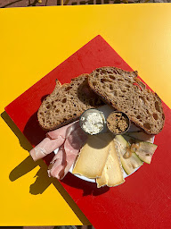 Photo n°5 de Aux Pains Populaires à Dieppe (Boulangerie)