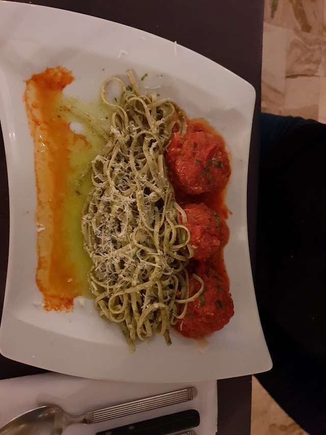 Villa Dolia restaurant