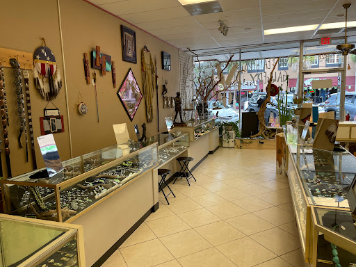 Two Feathers Gallery Inc - Thumbnail