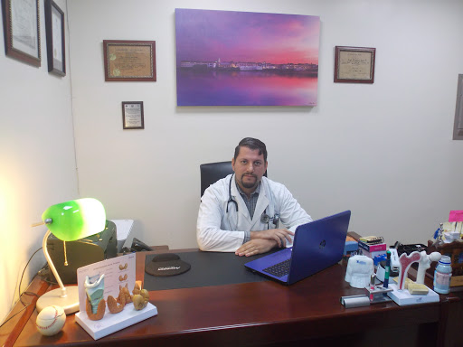 Nefrologo en Panamá - Dr. Camilo Jaén Russo