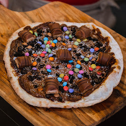 Photo n°4 de BD Pizzas - Chateaubernard - Distributeur 24/24 à Châteaubernard (Restauration rapide)