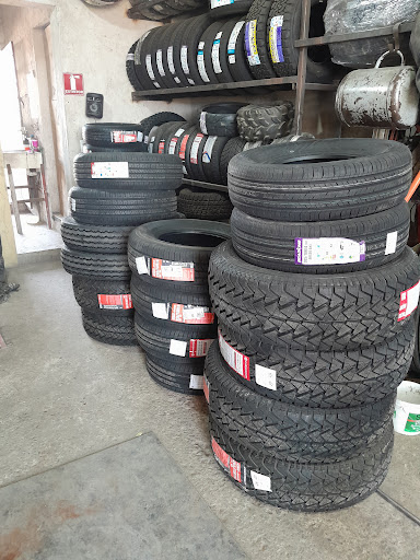 Llantera "A los Pits"
