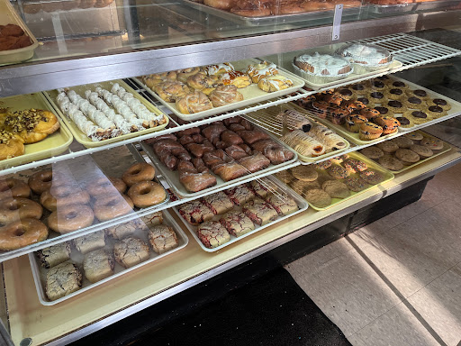Becker's Donuts & Bakery - Thumbnail