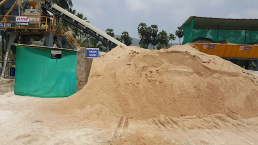 Af1qipmwc9qzsvbgcolsgyebv34i0n3vzs9rfafdsnuf=s516 K No