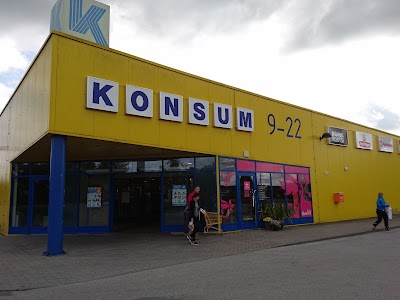 Photos of Uuem&otilde;isa Konsum
