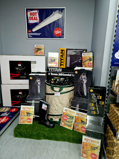 Screwfix Southampton - Millbrook - Thumbnail